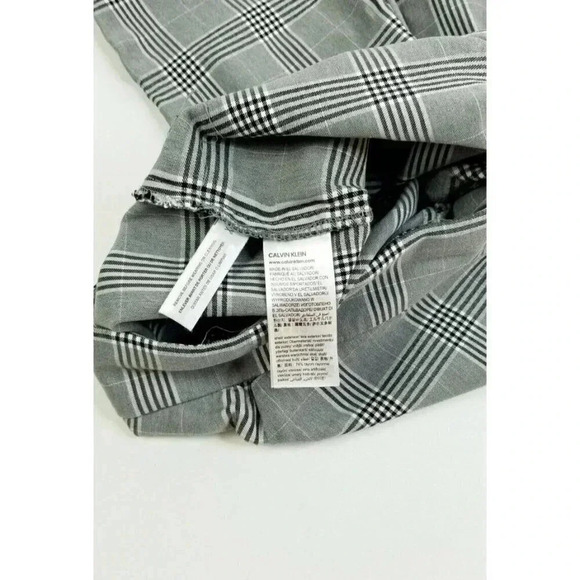 Calvin Klein Size XS Gray Paid Stretch Pull Up Zip Pocket 28 Inch Inseam Pants - Picture 8 of 12